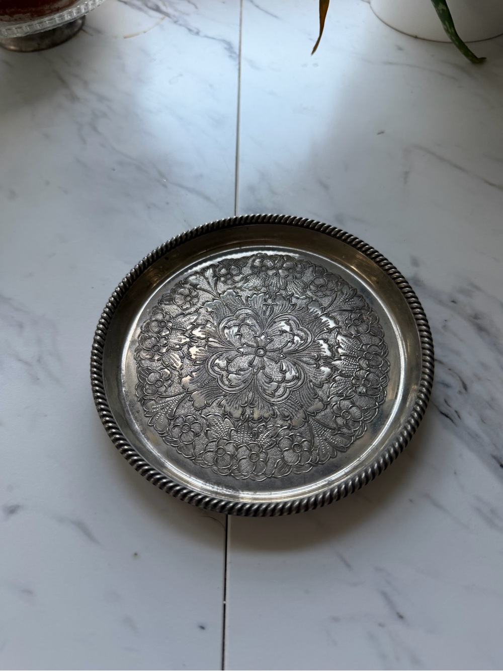 Ornate Silver-Tone Decorative Tray with Floral Engraving 5in diameter